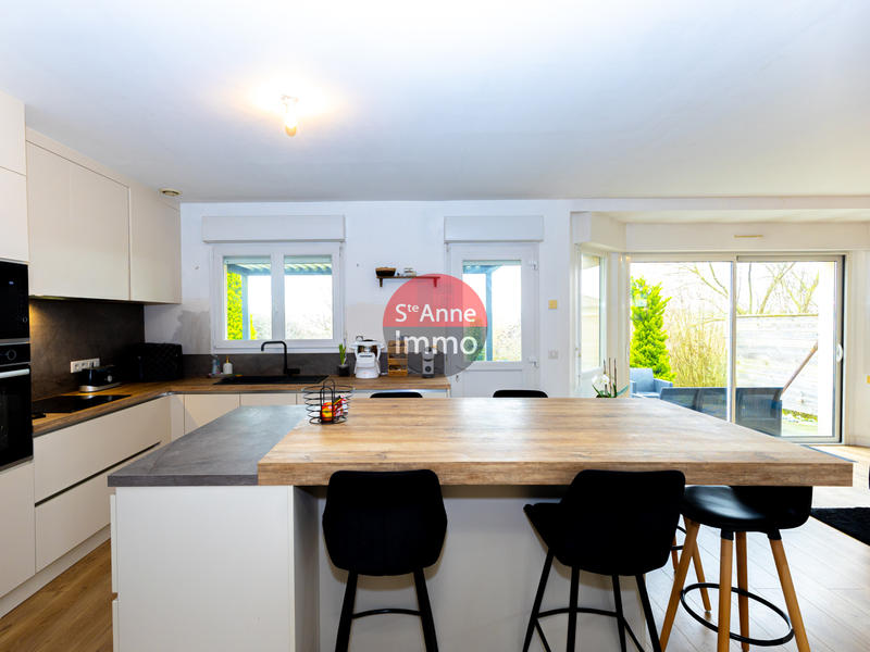 Maison - 159 m² - 7 pièces