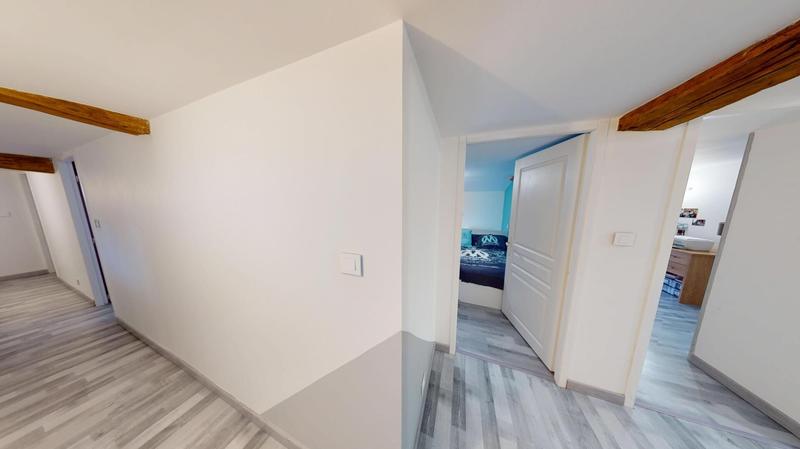 Maison - 178 m² - 7 pièces