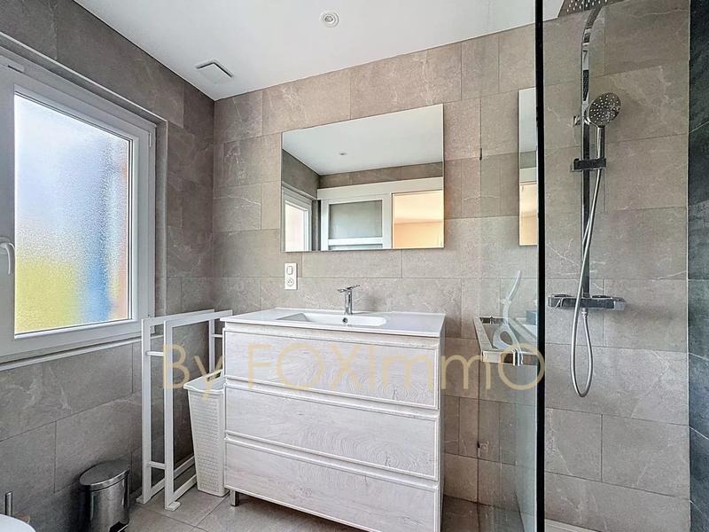 Villa - 171 m² - 6 pièces