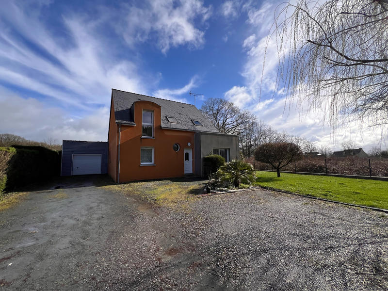 Maison - 137 m² - 6 pièces