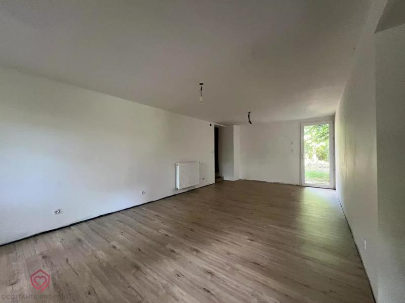 Propriété - 271 m² - 7 pièces