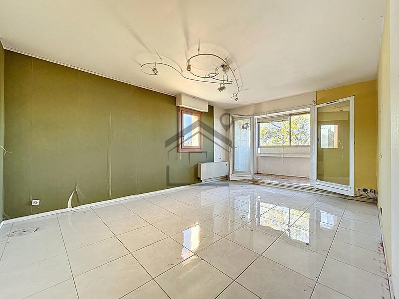 Appartement - 79 m² - 4 pièces