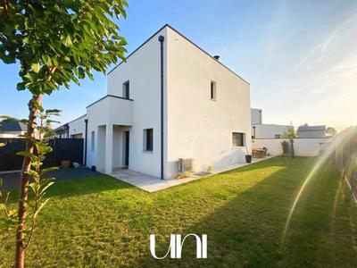 Maison - 150 m² - 5 pièces