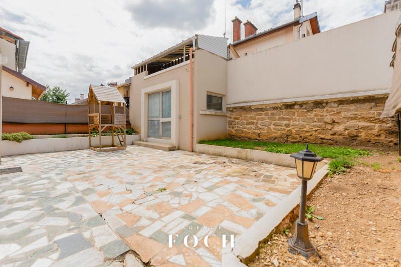 Maison - 107 m² - 5 pièces