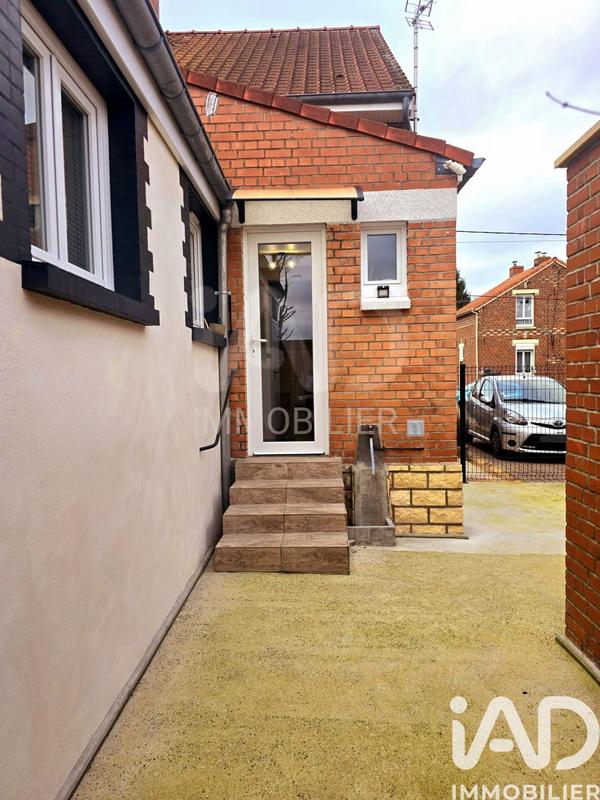 Maison de ville - 75 m² - 4 pièces