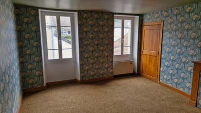 Maison - 97 m² - 5 pièces