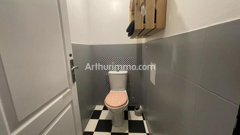 Appartement - 184 m² - 6 pièces