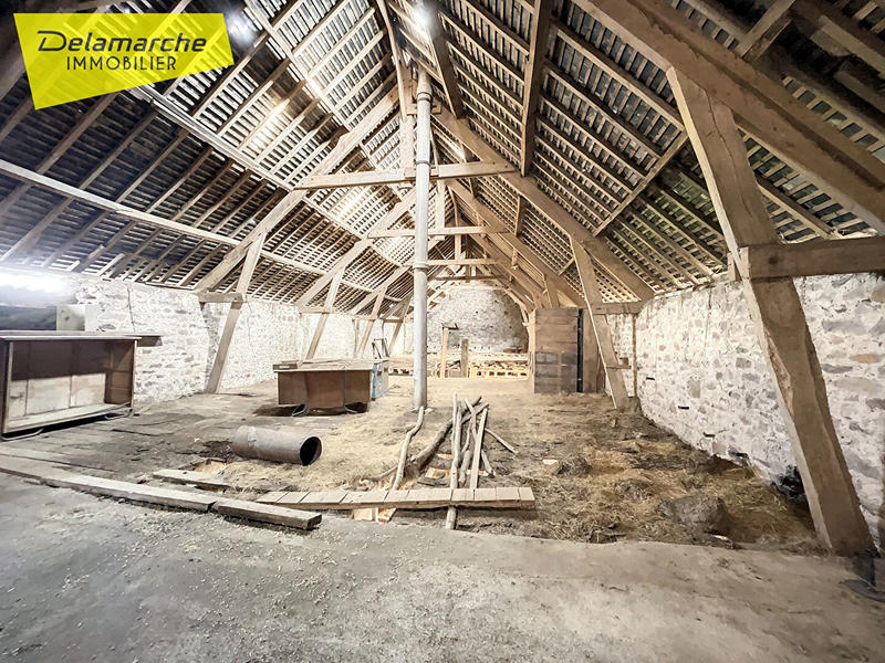 Maison - 370 m² - 6 pièces