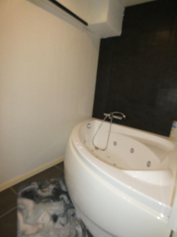 Maison - 203 m² - 7 pièces