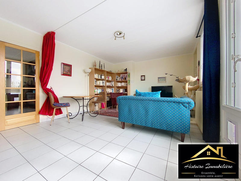 Appartement - 96 m² - 5 pièces