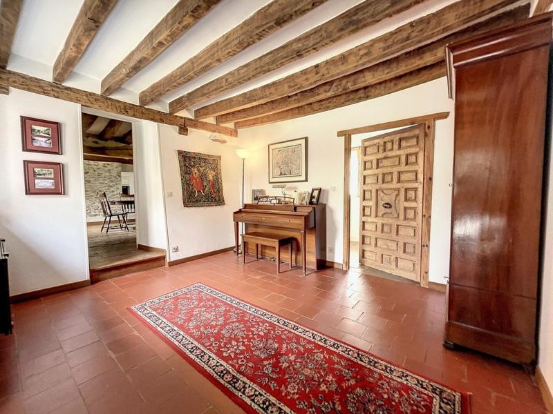 Propriété - 200 m² - 7 pièces