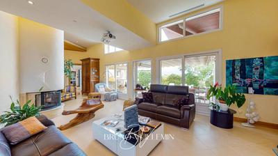 Villa - 326 m² - 10 pièces
