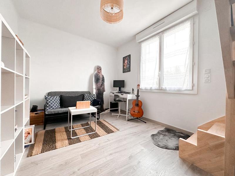 Maison - 143 m² - 7 pièces