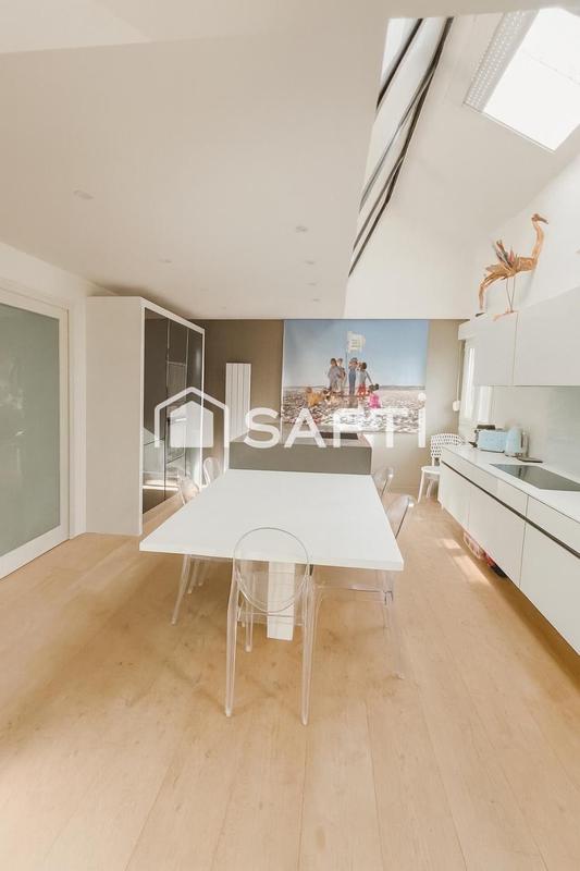 Appartement - 95 m² - 5 pièces