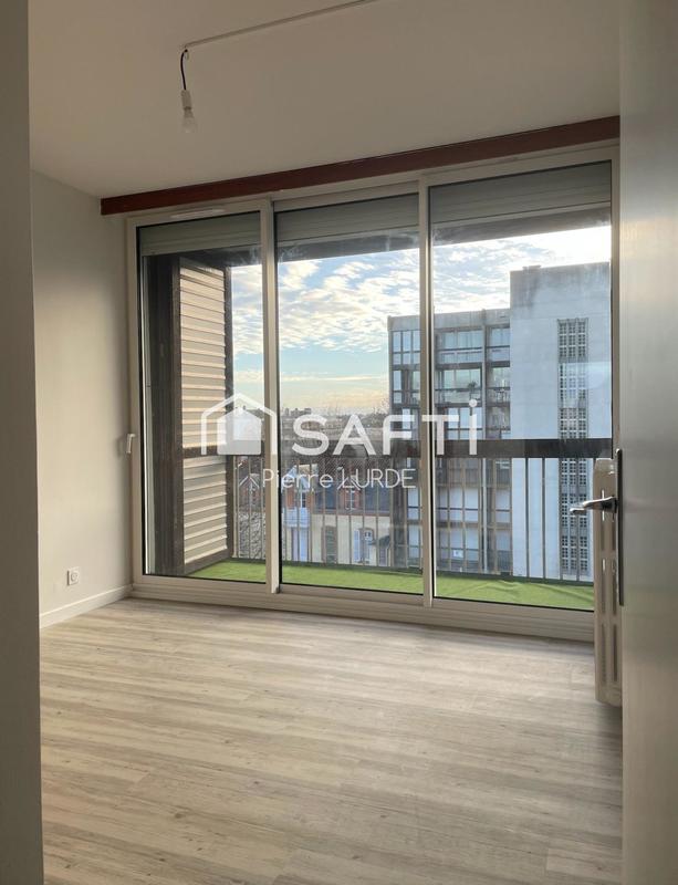 Appartement - 95 m² - 5 pièces