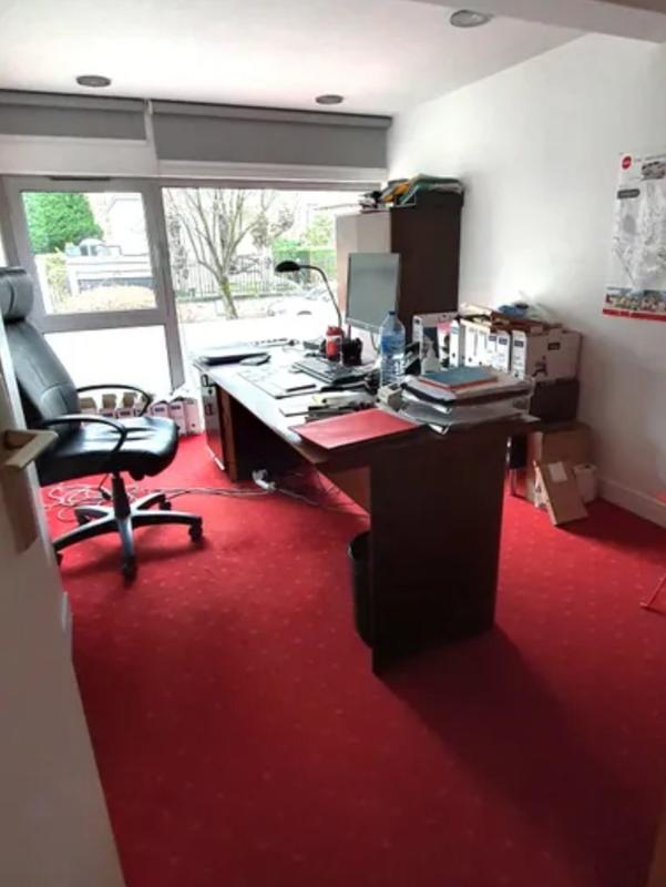 Local d'activités - 246 m²