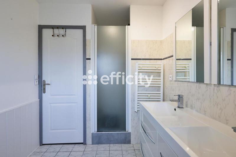 Villa - 111 m² - 4 pièces