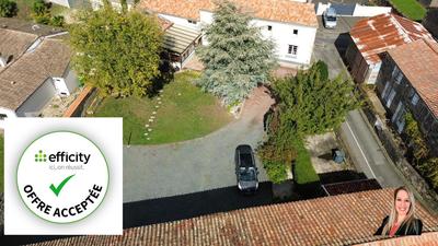 Maison - 245 m² - 11 pièces