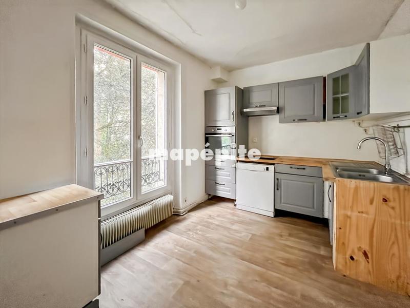 Maison - 410 m² - 13 pièces