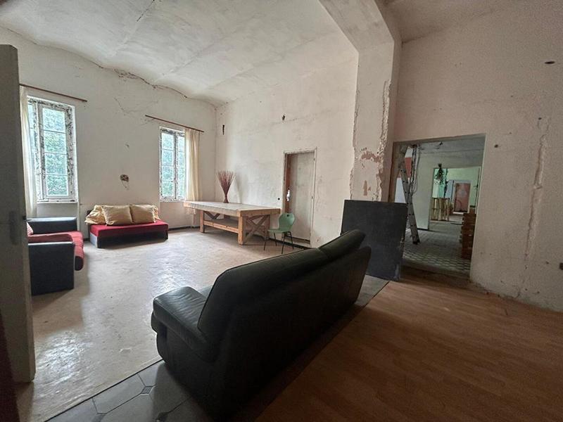 Immeuble - 1 500 m² - 30 pièces