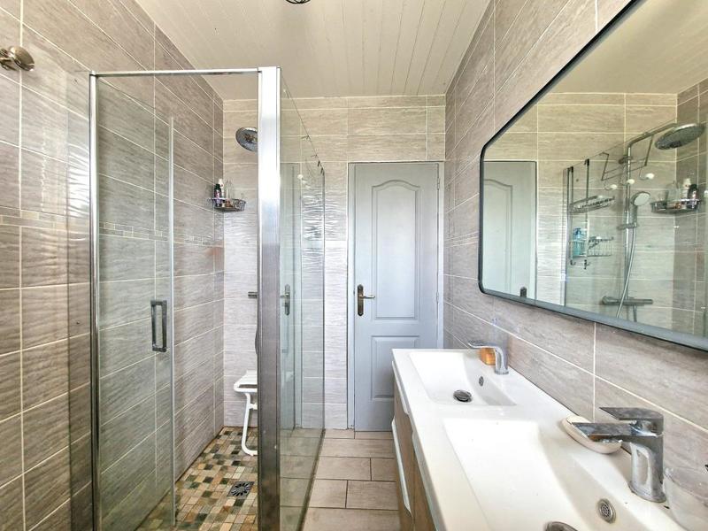 Maison traditionnelle - 72 m² - 4 pièces