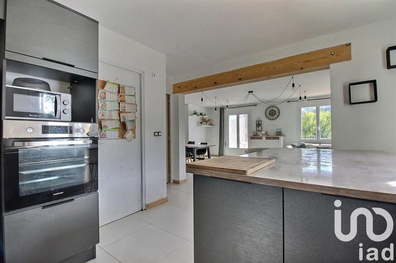 Maison - 104 m² - 4 pièces