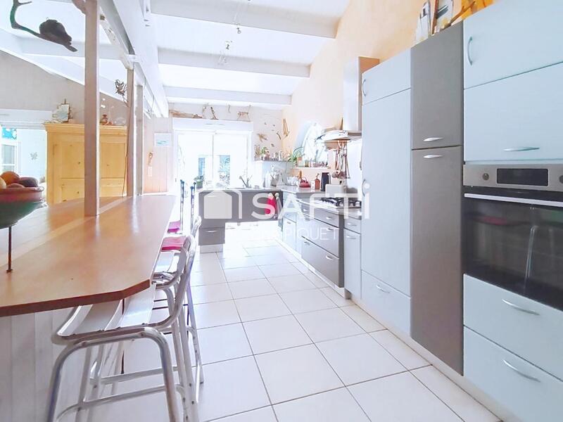 Maison - 150 m² - 4 pièces