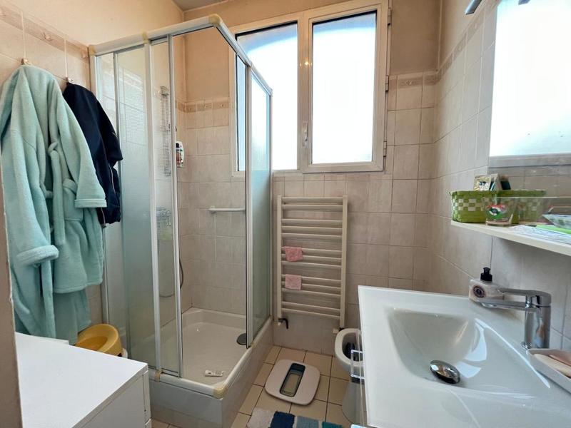 Maison - 80 m² - 5 pièces