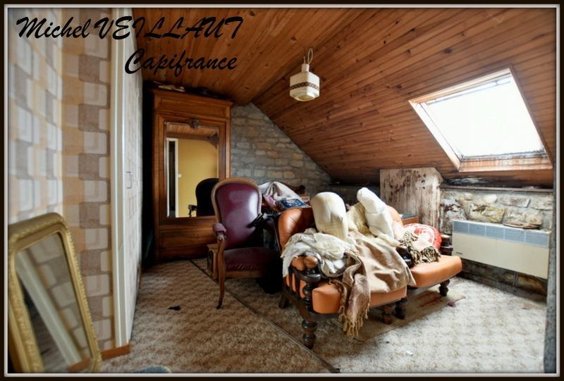 Maison - 95 m² - 8 pièces