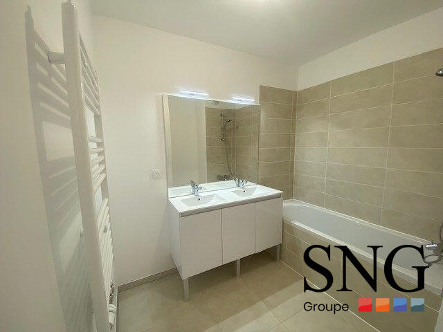 Appartement - 79 m² - 4 pièces