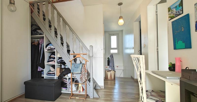 Maison - 192 m² - 5 pièces