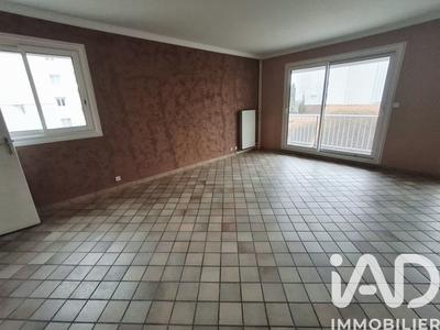 Appartement - 90 m² - 3 pièces