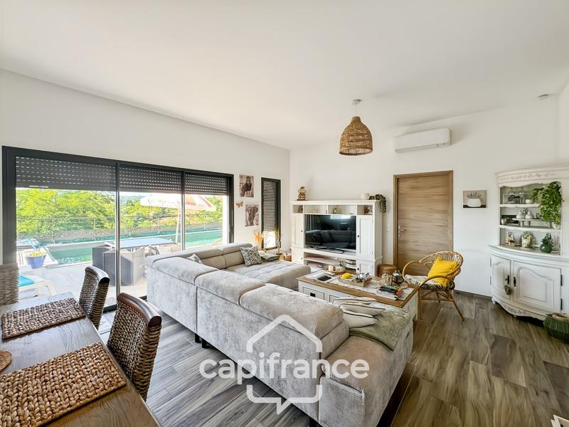 Maison - 135 m² - 5 pièces