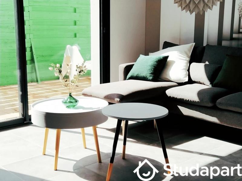 Chambre - 11 m² - 1 pièce