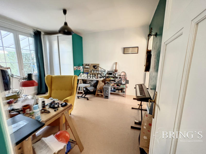 Maison - 140 m² - 10 pièces