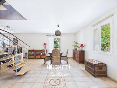 Maison - 162 m² - 6 pièces