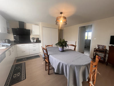 Maison - 170 m² - 6 pièces