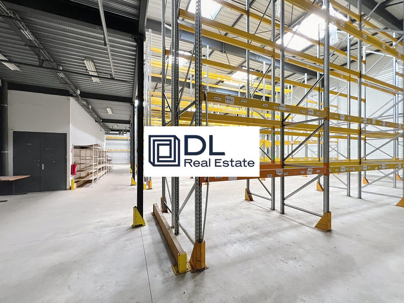 Entrepôt - 1 014 m²