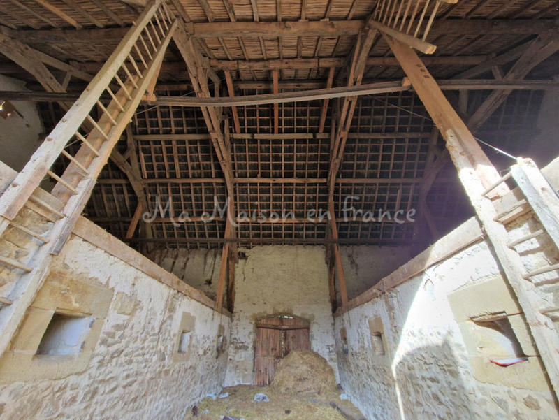 Maison - 215 m² - 1 pièce