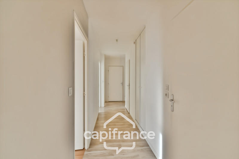 Appartement - 79 m² - 4 pièces