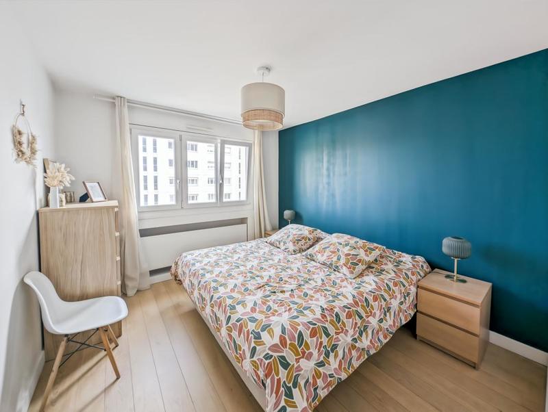 Appartement - 99 m² - 5 pièces