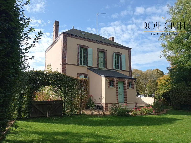 Maison ancienne - 210 m² - 7 pièces