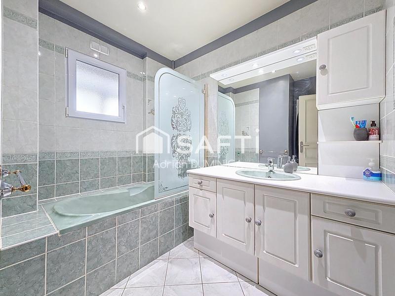 Appartement - 83 m² - 4 pièces