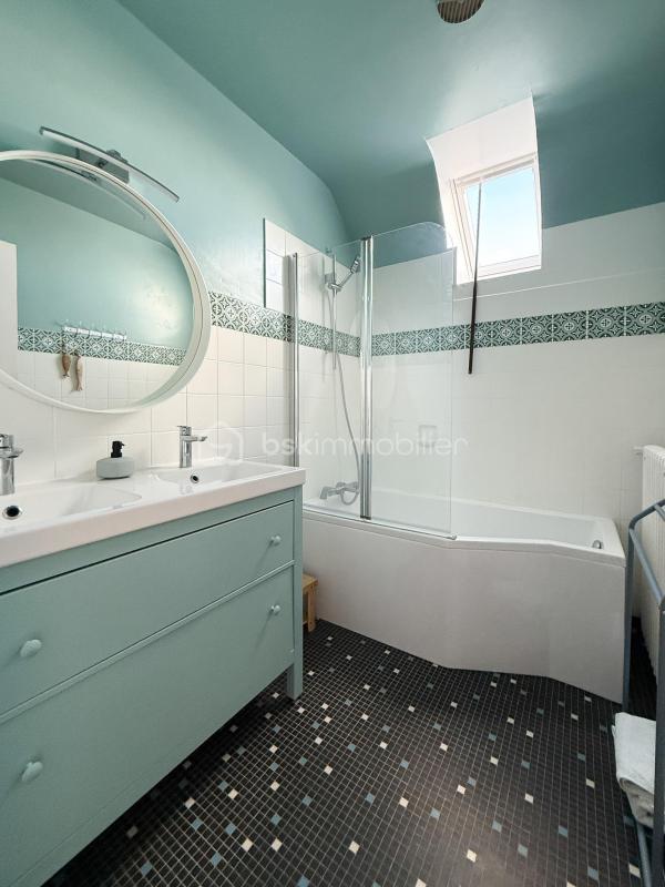 Maison - 91 m² - 5 pièces