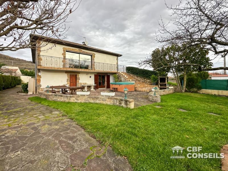 Maison - 200 m² - 6 pièces