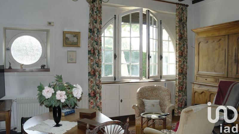 Maison - 137 m² - 7 pièces