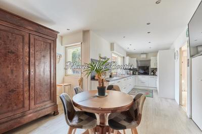 Maison d'architecte - 215 m² - 7 pièces