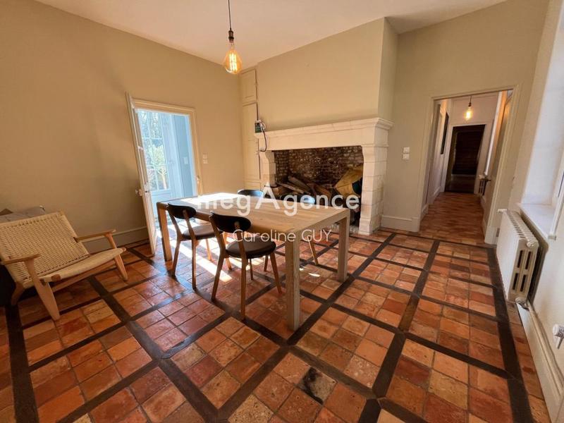 Maison - 267 m² - 11 pièces