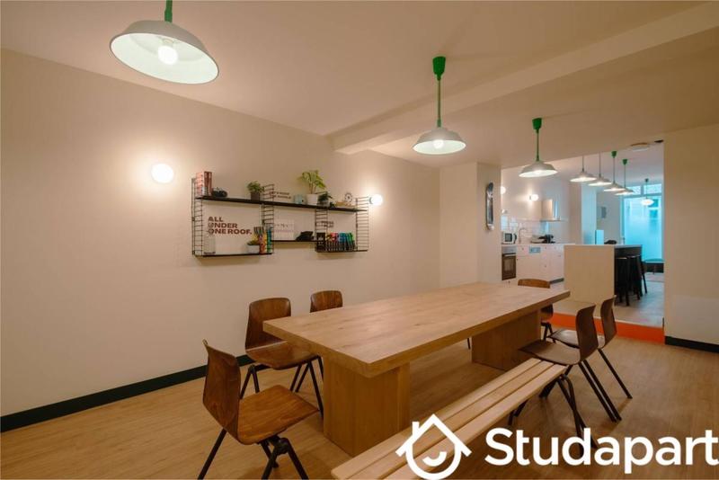 Chambre - 10 m² - 1 pièce