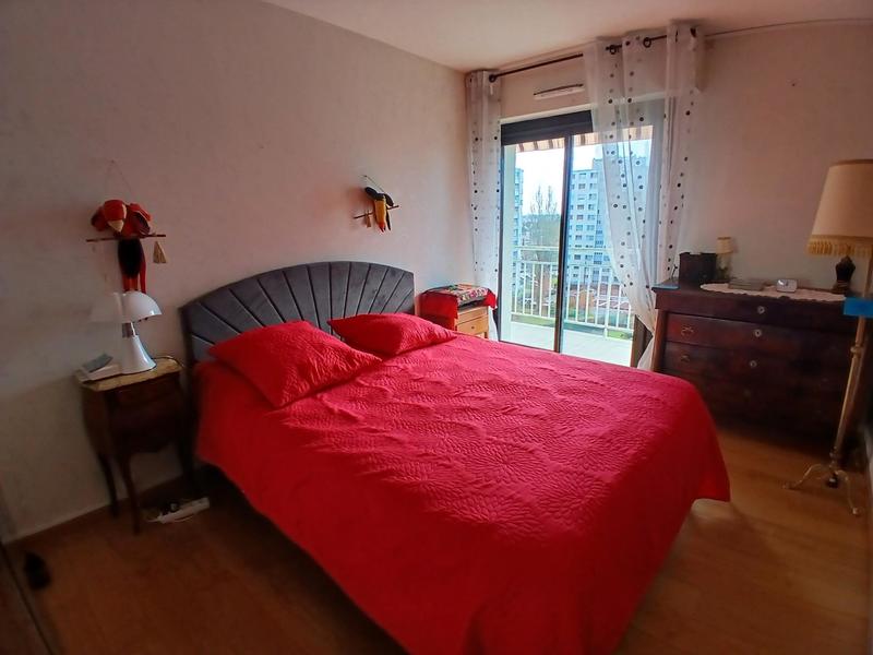 Appartement - 100 m² - 5 pièces